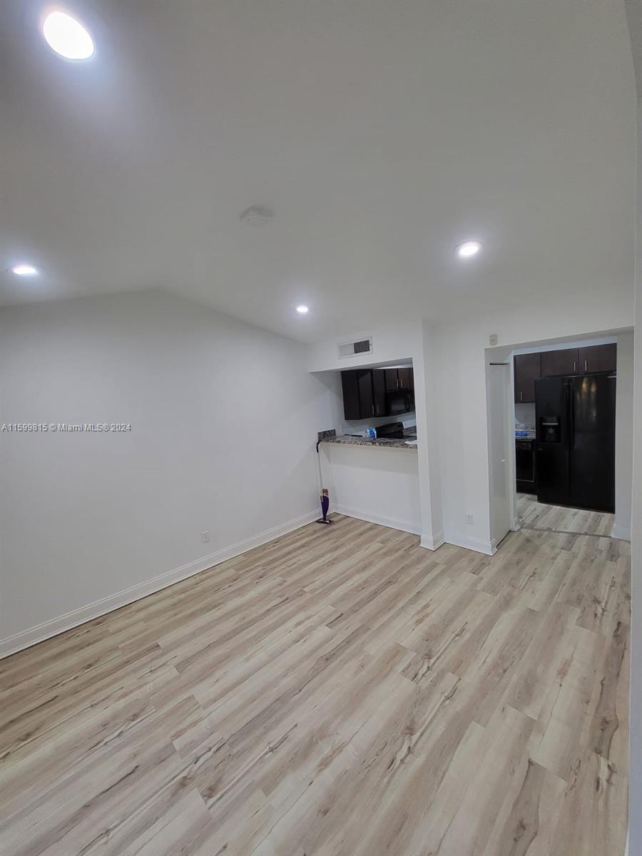 HAMMOCKS TRAILS CONDO - Residential Lease