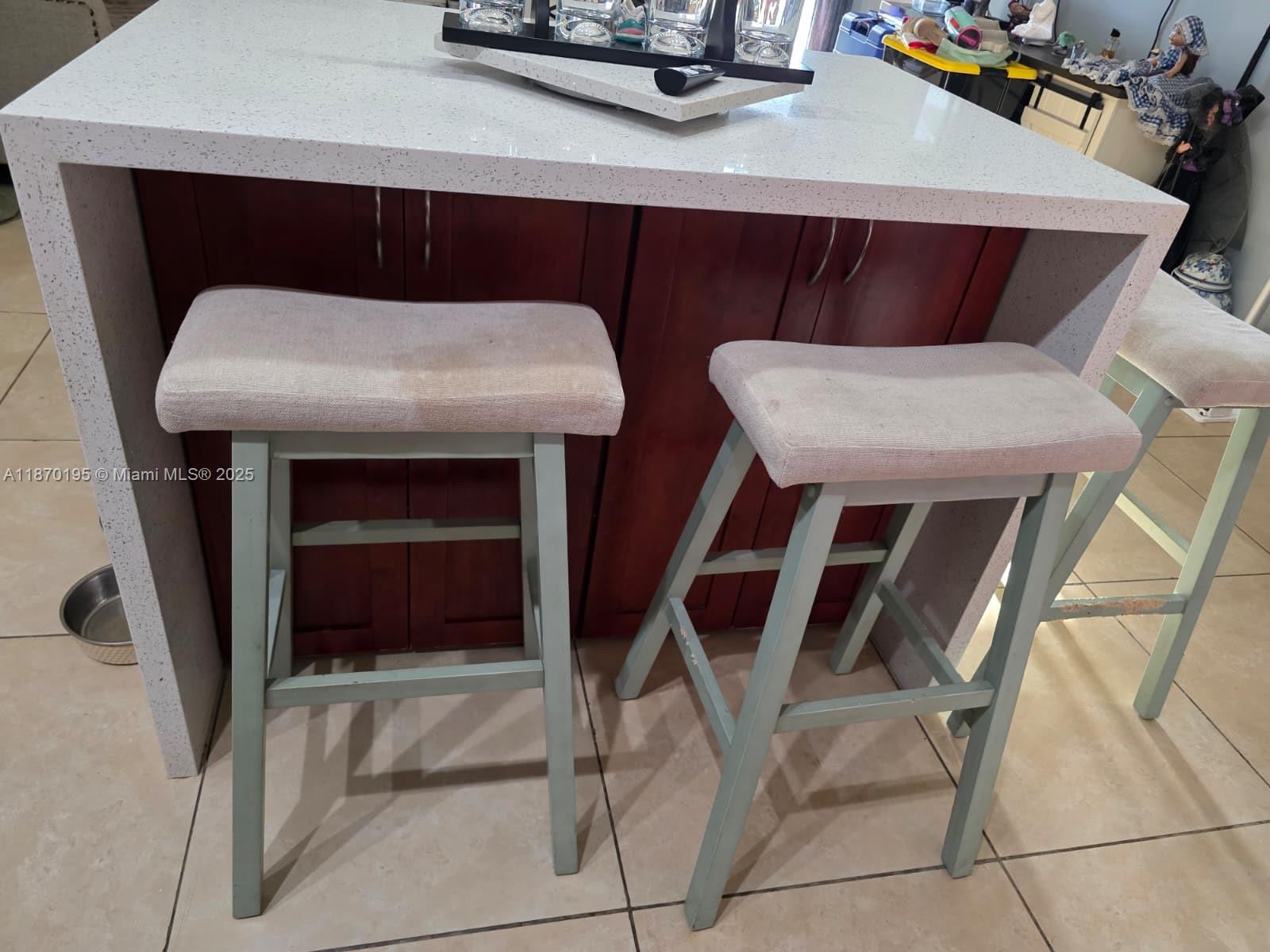 LAKEVIEW AT THE HAMMOCKS - Residential