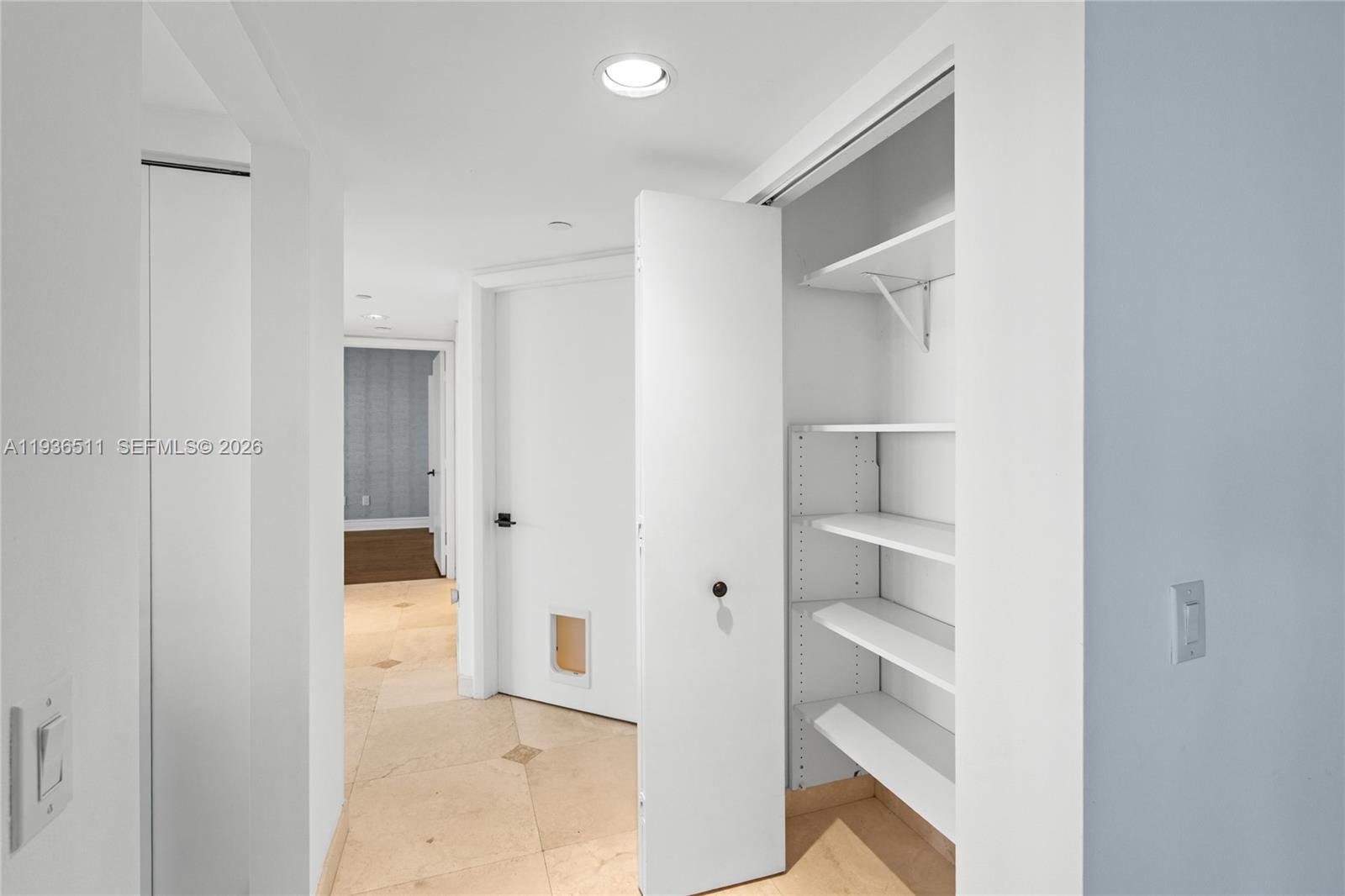 NORTH TOWER AT THE POINT - Residential