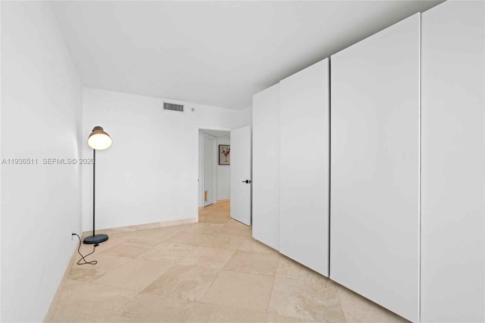 NORTH TOWER AT THE POINT - Residential