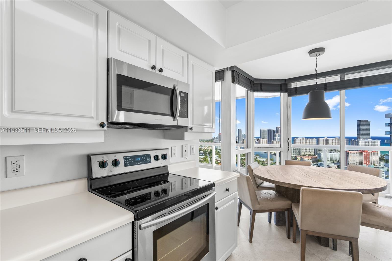 NORTH TOWER AT THE POINT - Residential