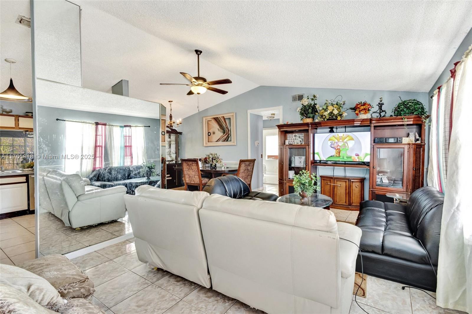 PORT ST LUCIE SECTION 3 - Residential