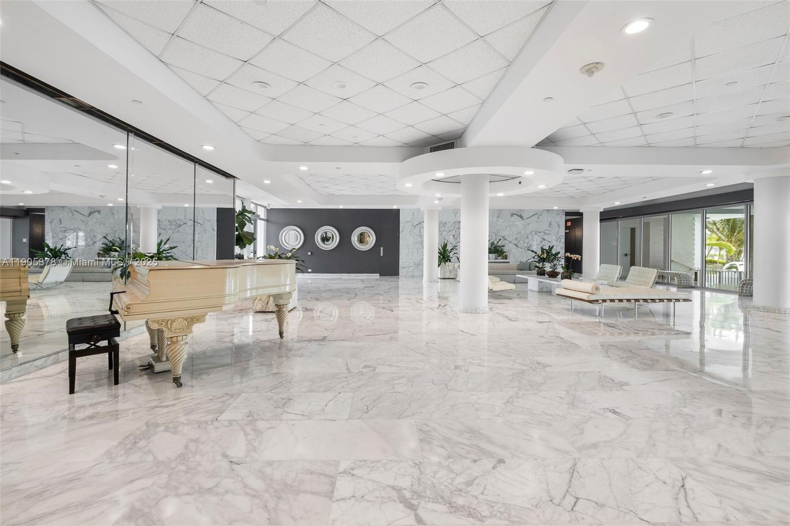 CRYSTAL HOUSE CONDO - Residential Lease