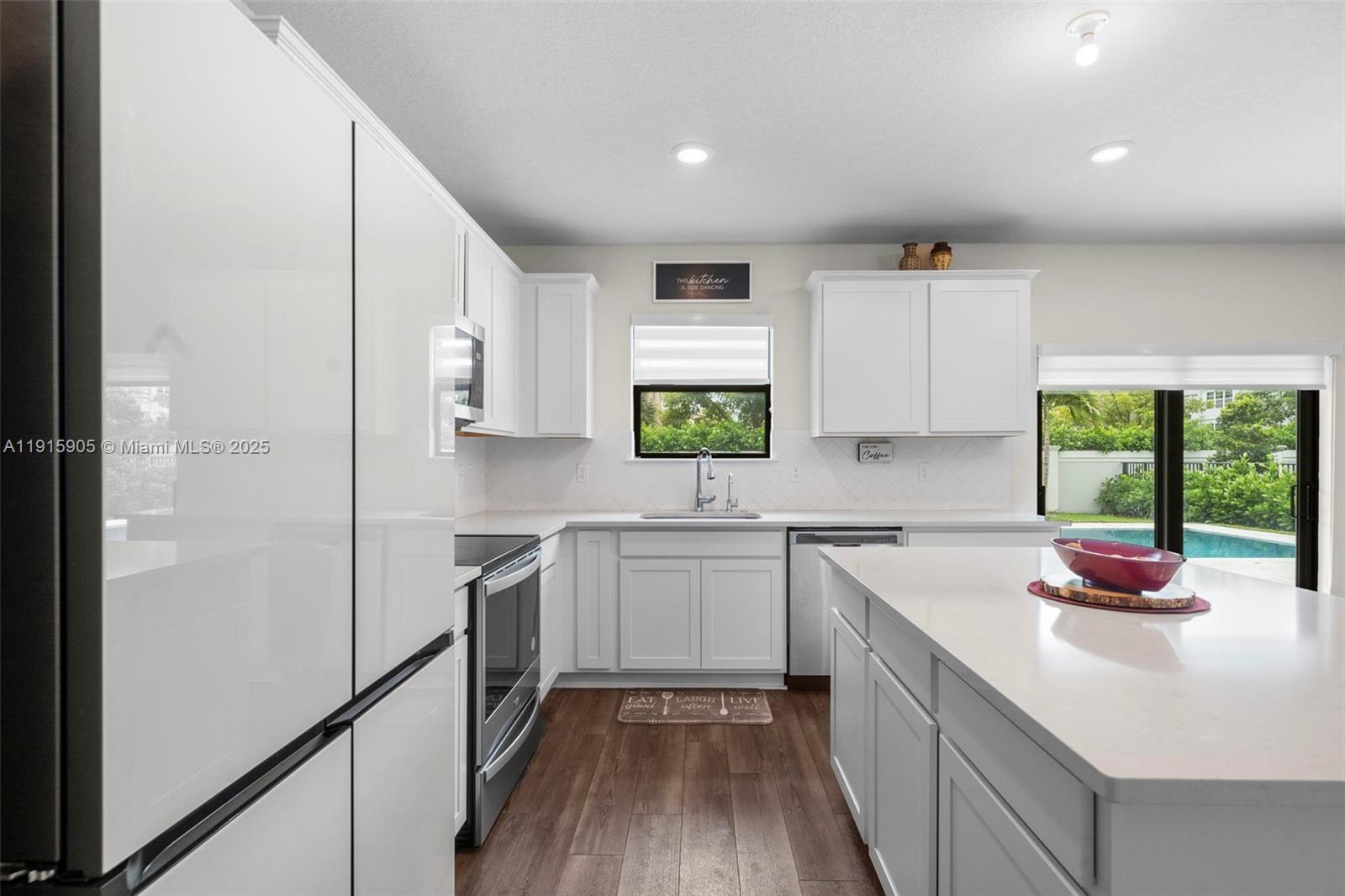 SOMERSET PLAZA - Residential Lease