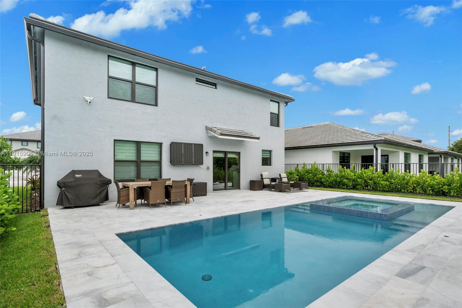 SOMERSET PLAZA - Residential Lease