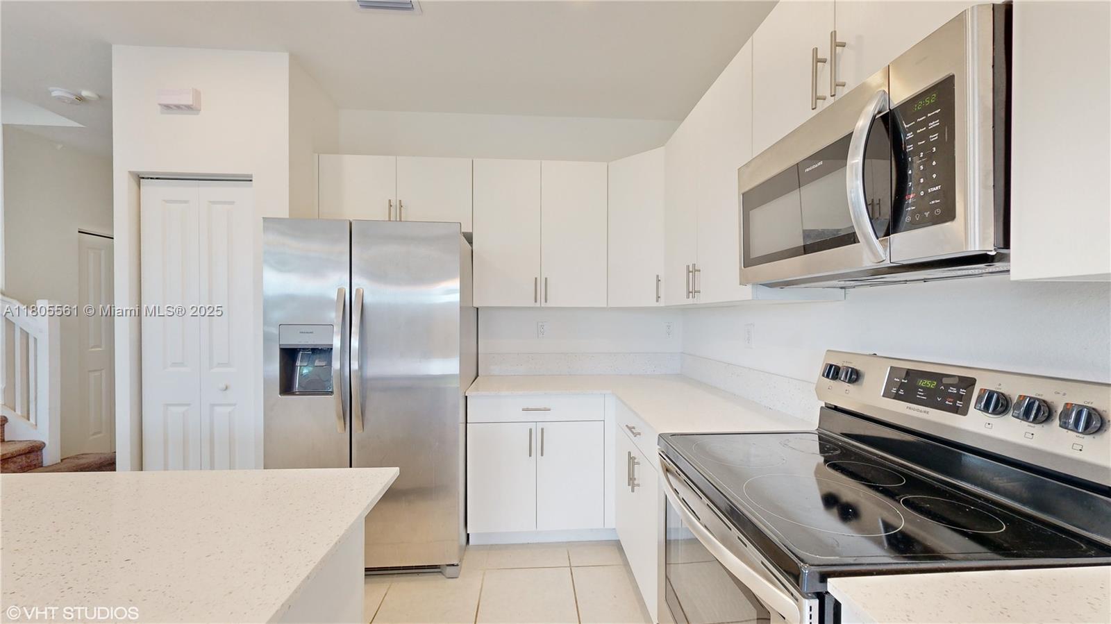 ENCLAVE SOUTH PHASE 2 - Residential