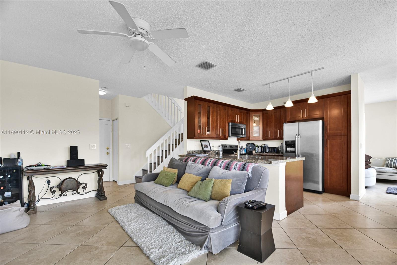 RAMBLEWOOD SOUTH - Residential
