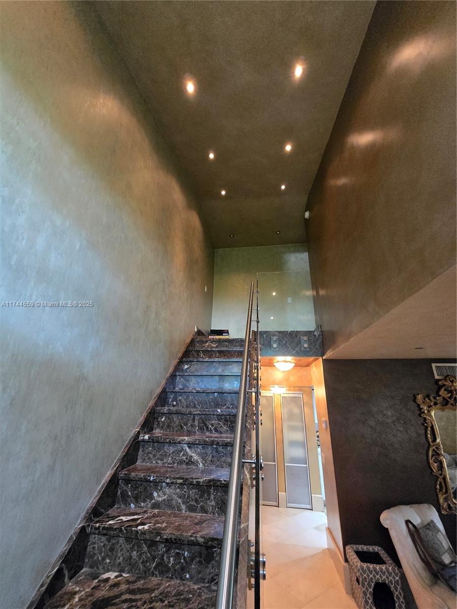 10703 SW 113th Pl 100B