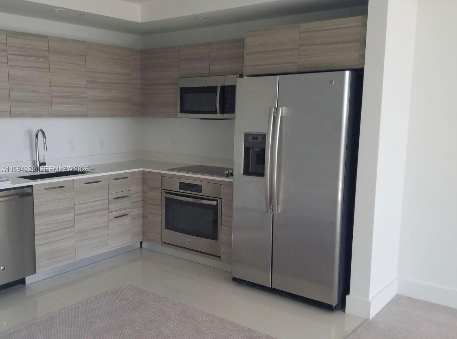 3401 MIDTOWN CONDO - Residential