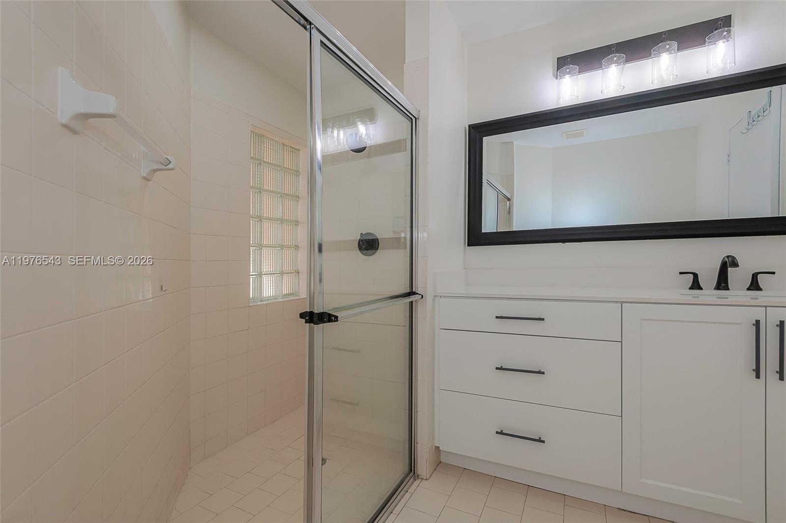 SILVER LAKES PHASE II REP - Residential Lease