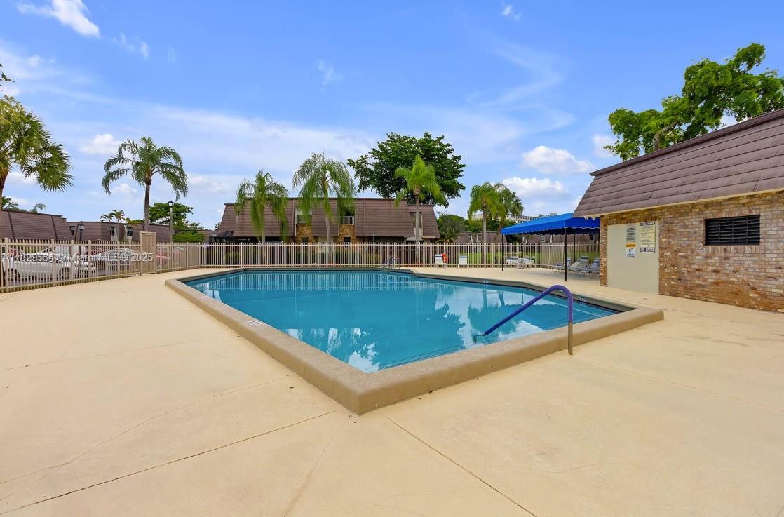 PARKSIDE - Residential