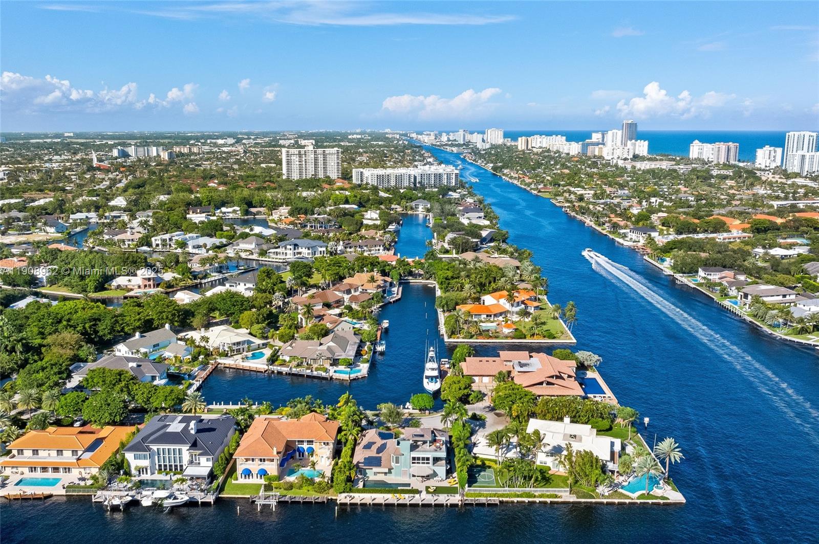 BAY COLONY SECTION OF THE - Residential Lease