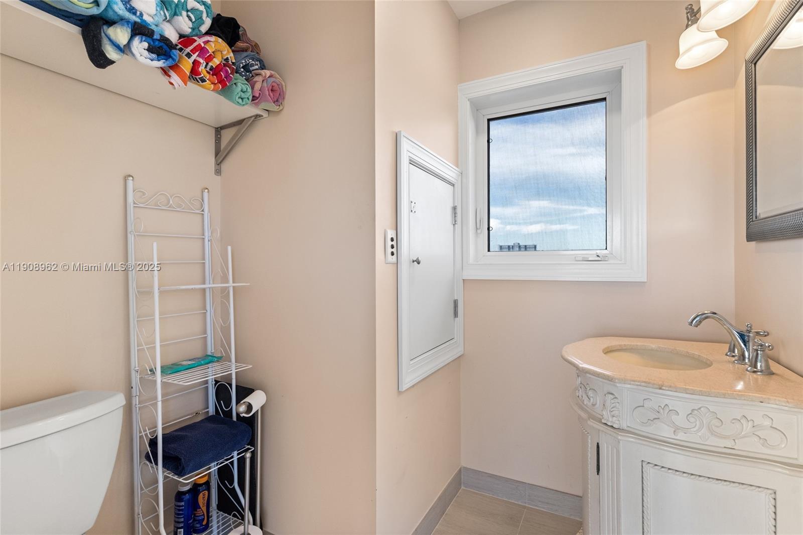 BAY COLONY SECTION OF THE - Residential Lease