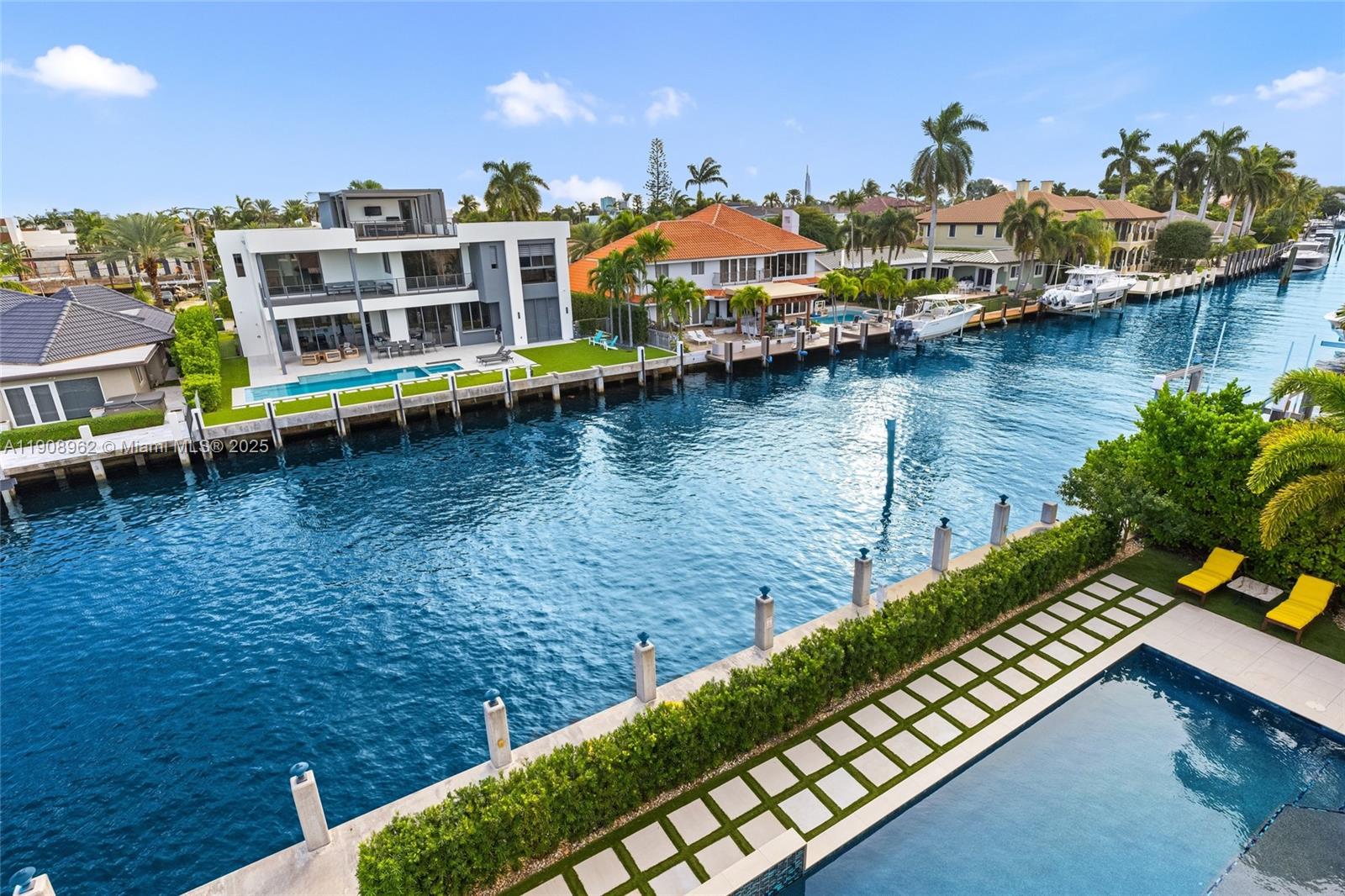 BAY COLONY SECTION OF THE - Residential Lease