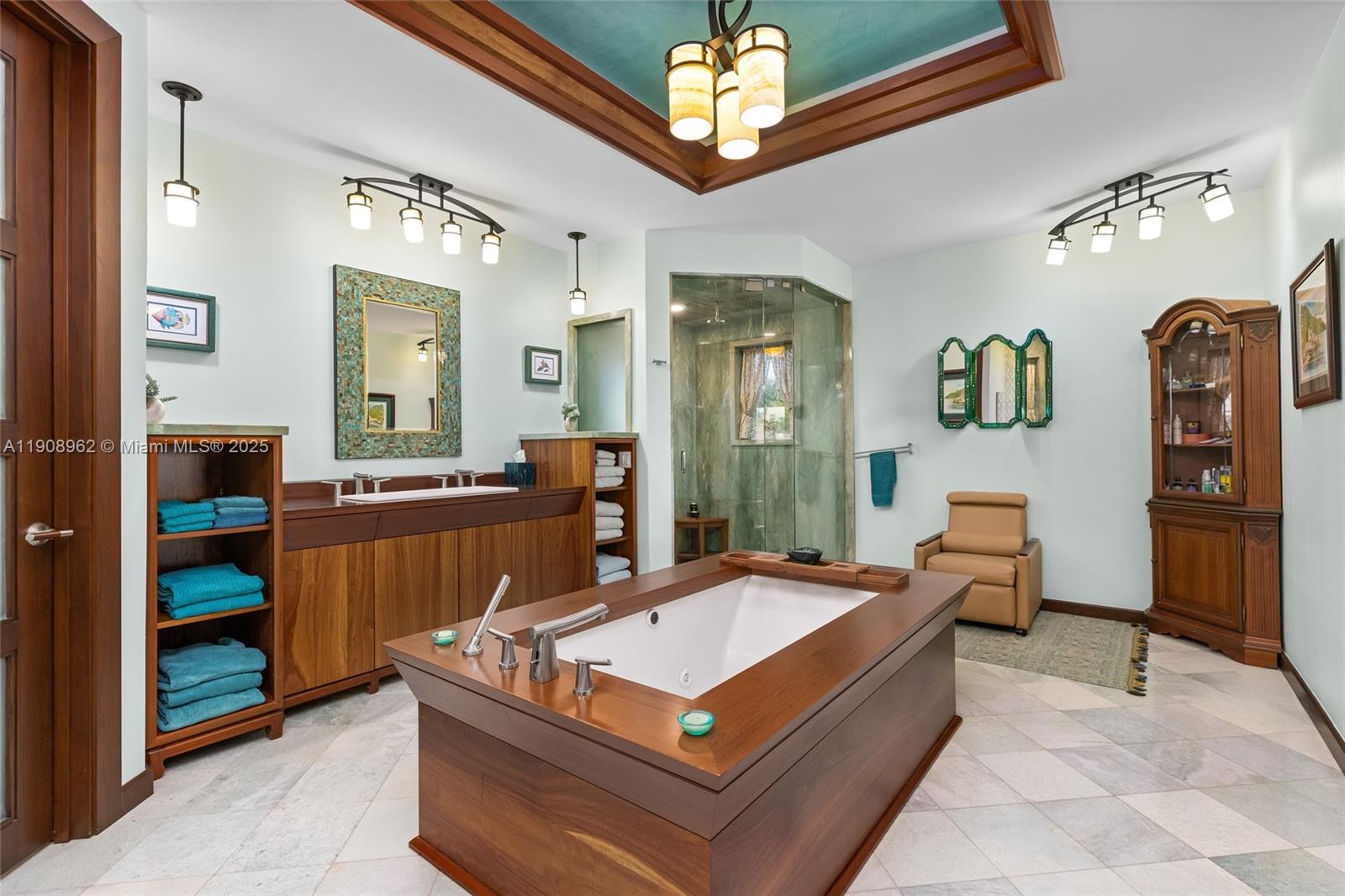 BAY COLONY SECTION OF THE - Residential Lease