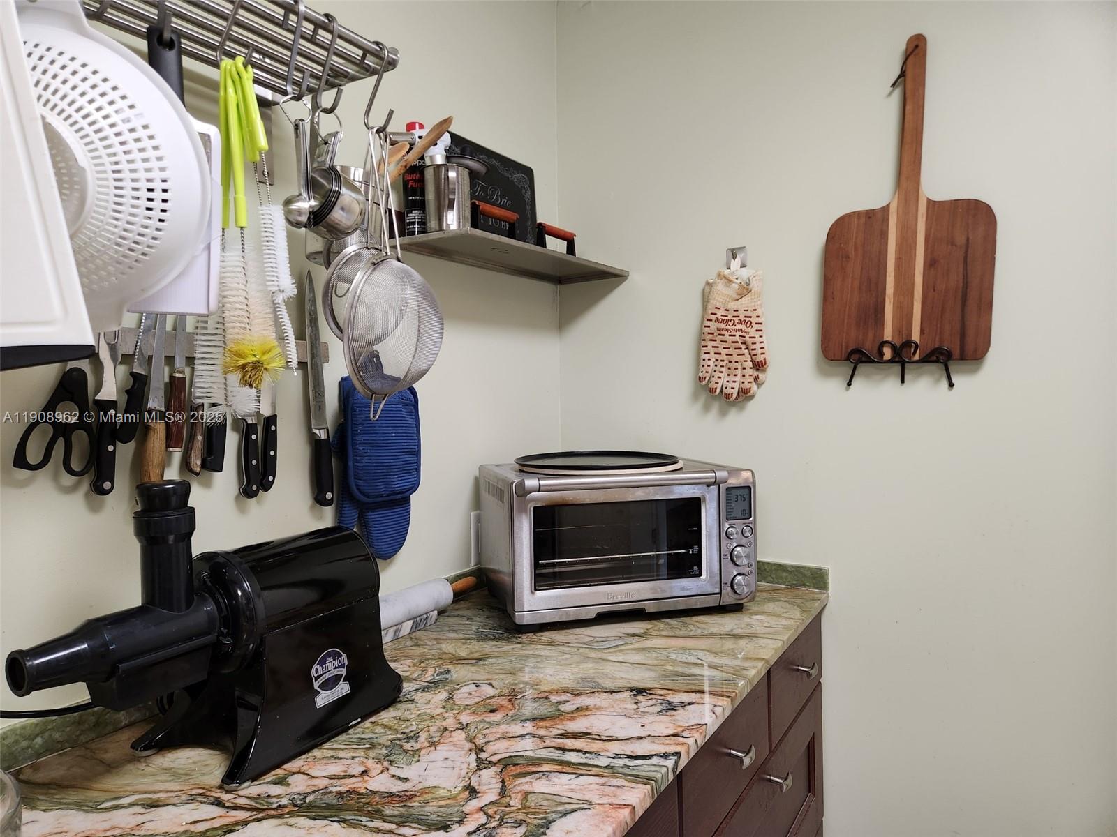 BAY COLONY SECTION OF THE - Residential Lease