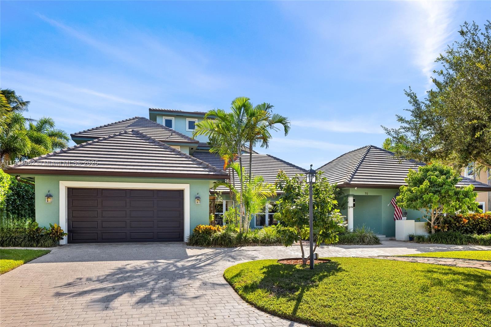 BAY COLONY SECTION OF THE - Residential Lease