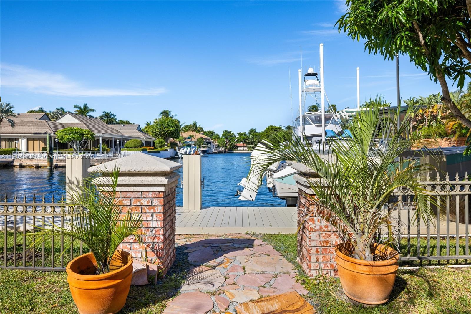 BAY COLONY SECTION OF THE - Residential Lease