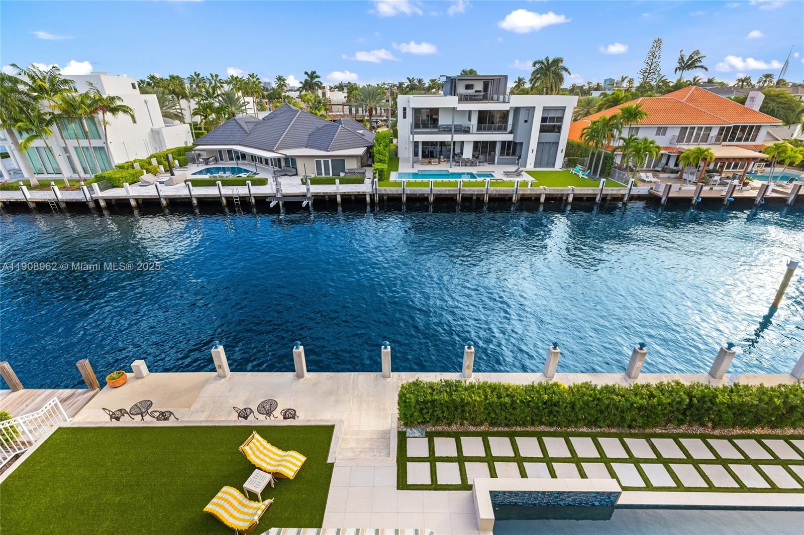 BAY COLONY SECTION OF THE - Residential Lease