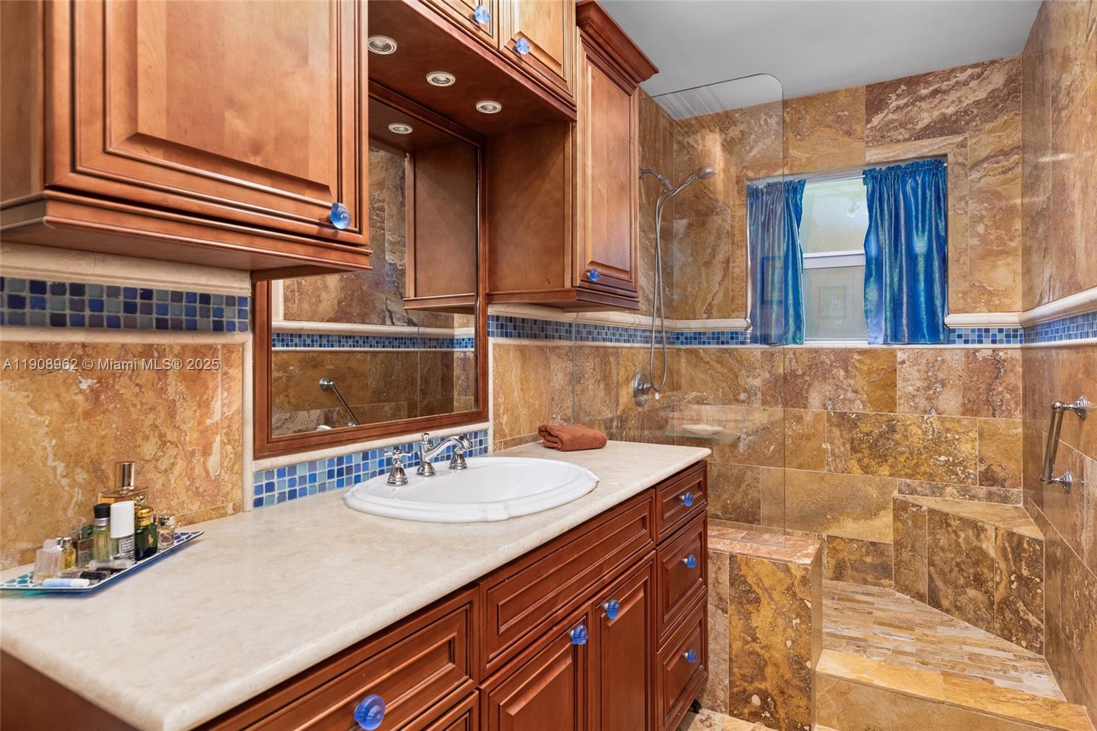 BAY COLONY SECTION OF THE - Residential Lease