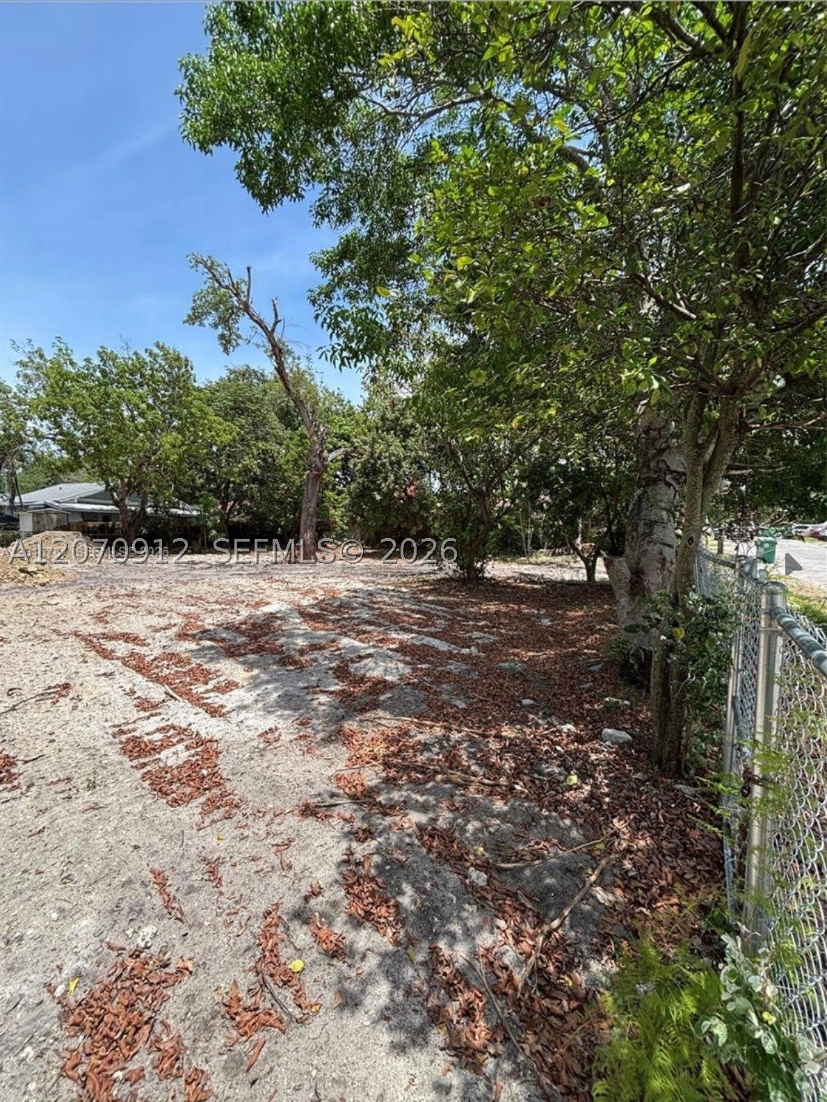 301 NE 58 St