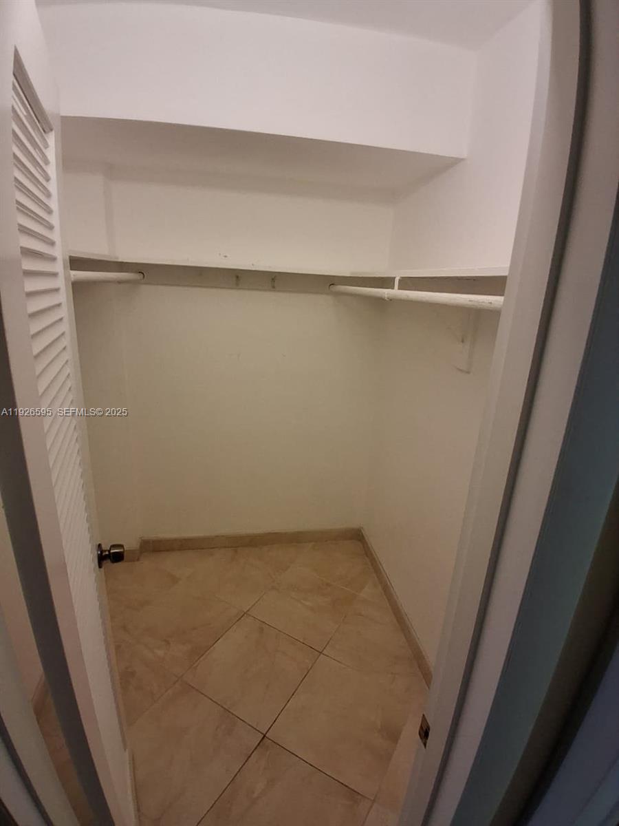 POINT EAST SEC III CONDO - Residential