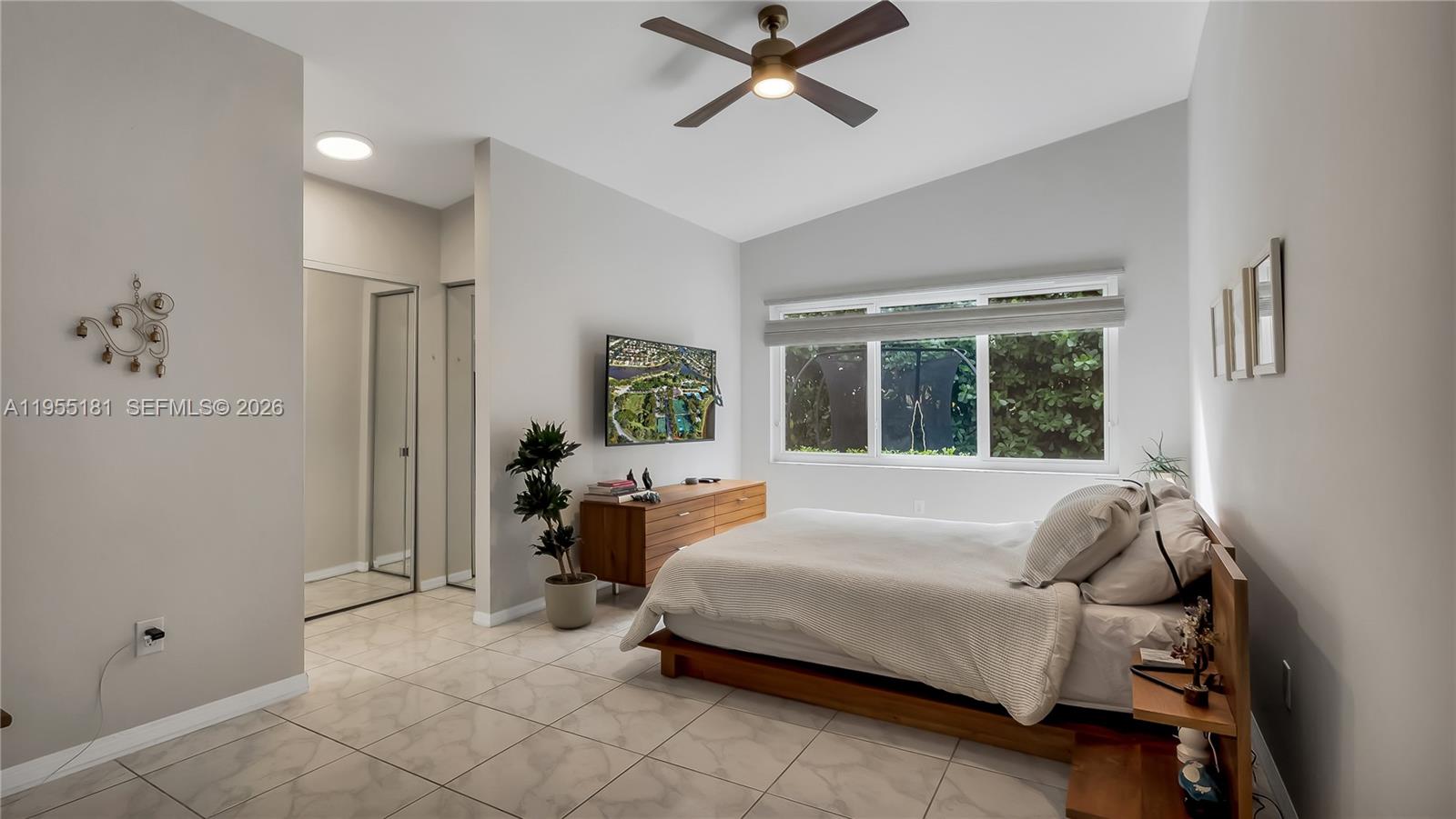 PEMBROKE ISLES II - Residential