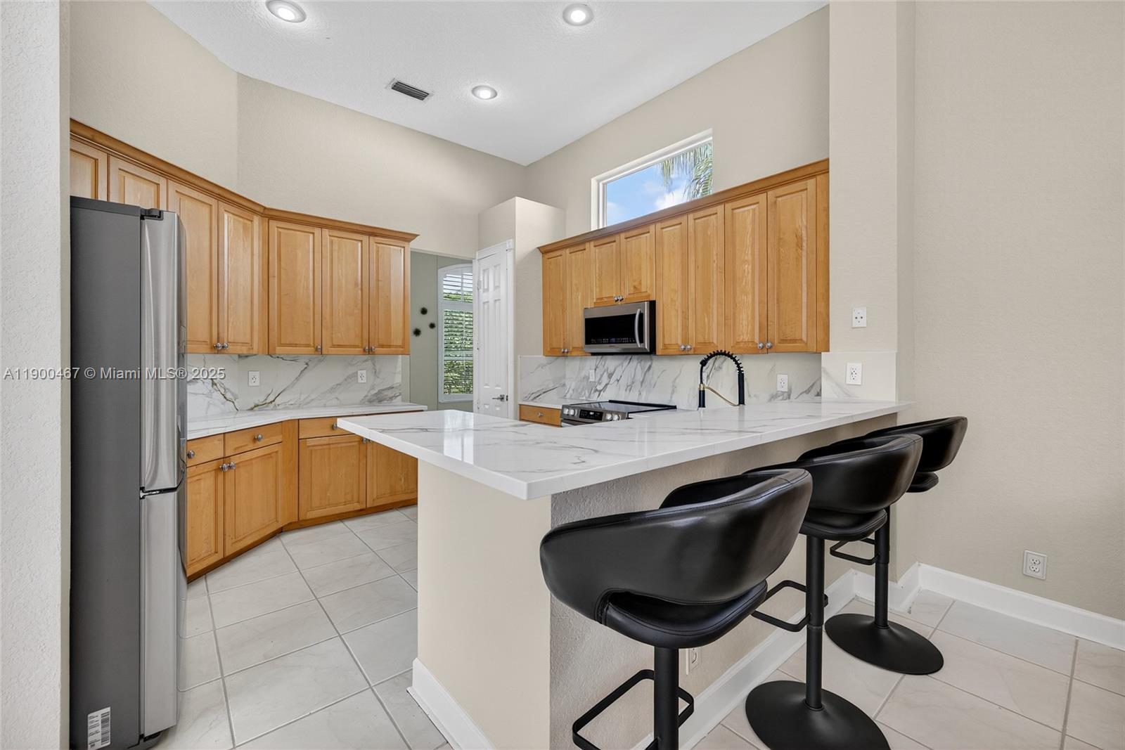 MARINERS COVE OF EAGLE LA - Residential