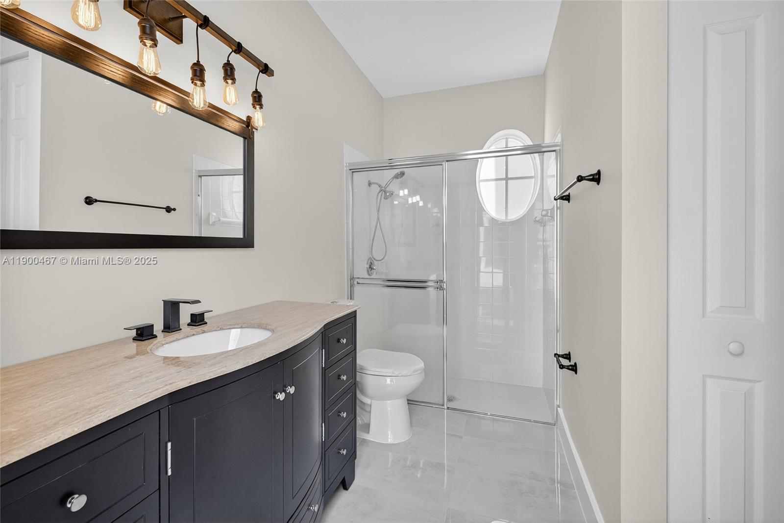 MARINERS COVE OF EAGLE LA - Residential