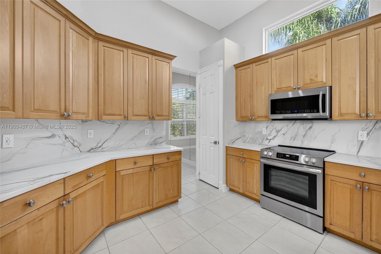 MARINERS COVE OF EAGLE LA - Residential