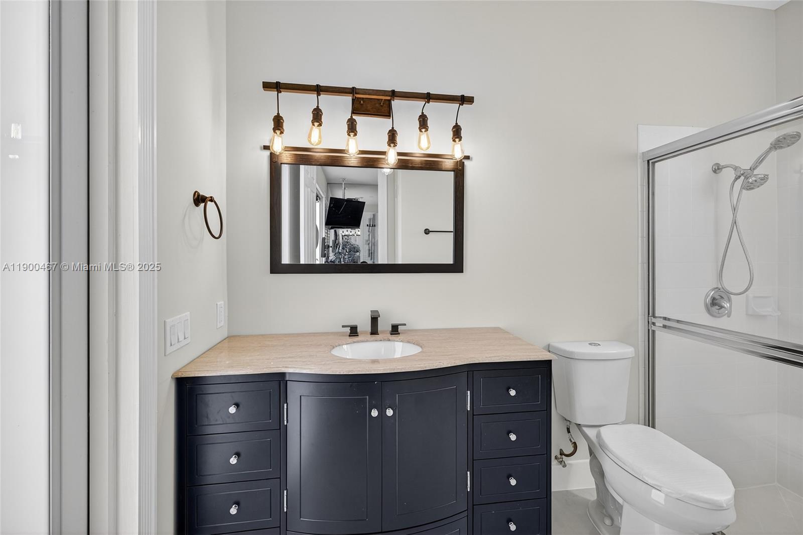 MARINERS COVE OF EAGLE LA - Residential