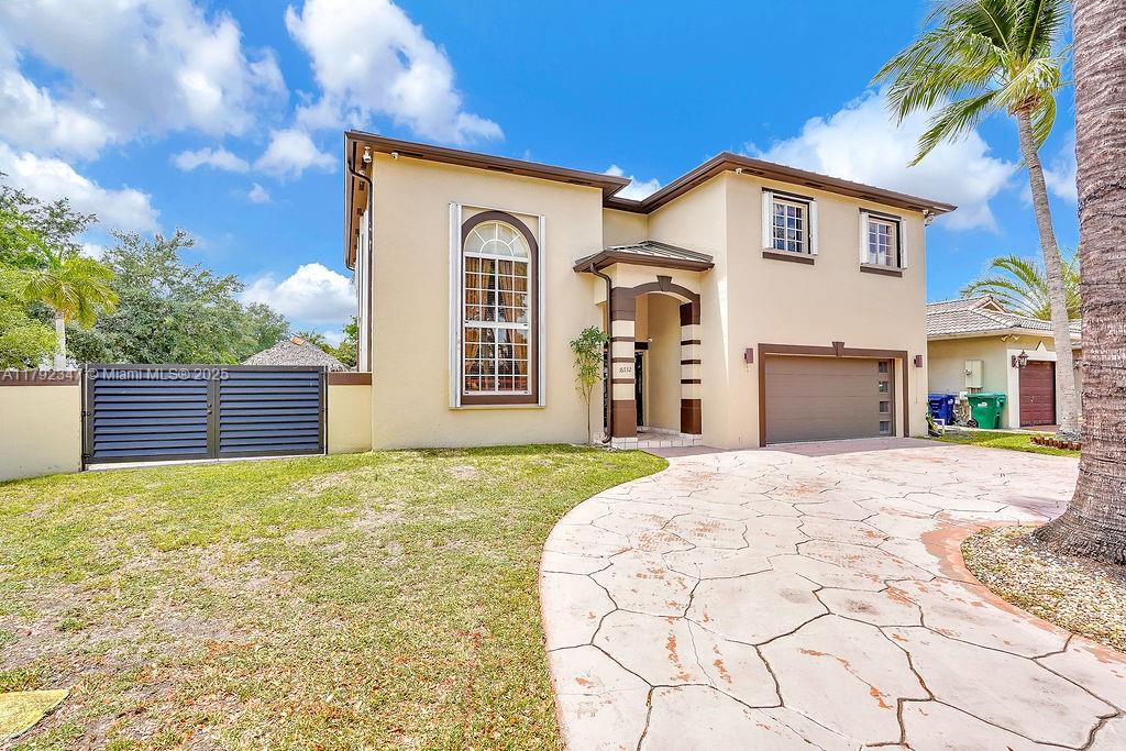 Property for Sale at 16732 Nw 89th Pl, Miami Lakes, Miami-Dade County, Florida - Bedrooms: 4 
Bathrooms: 3  - $975,000