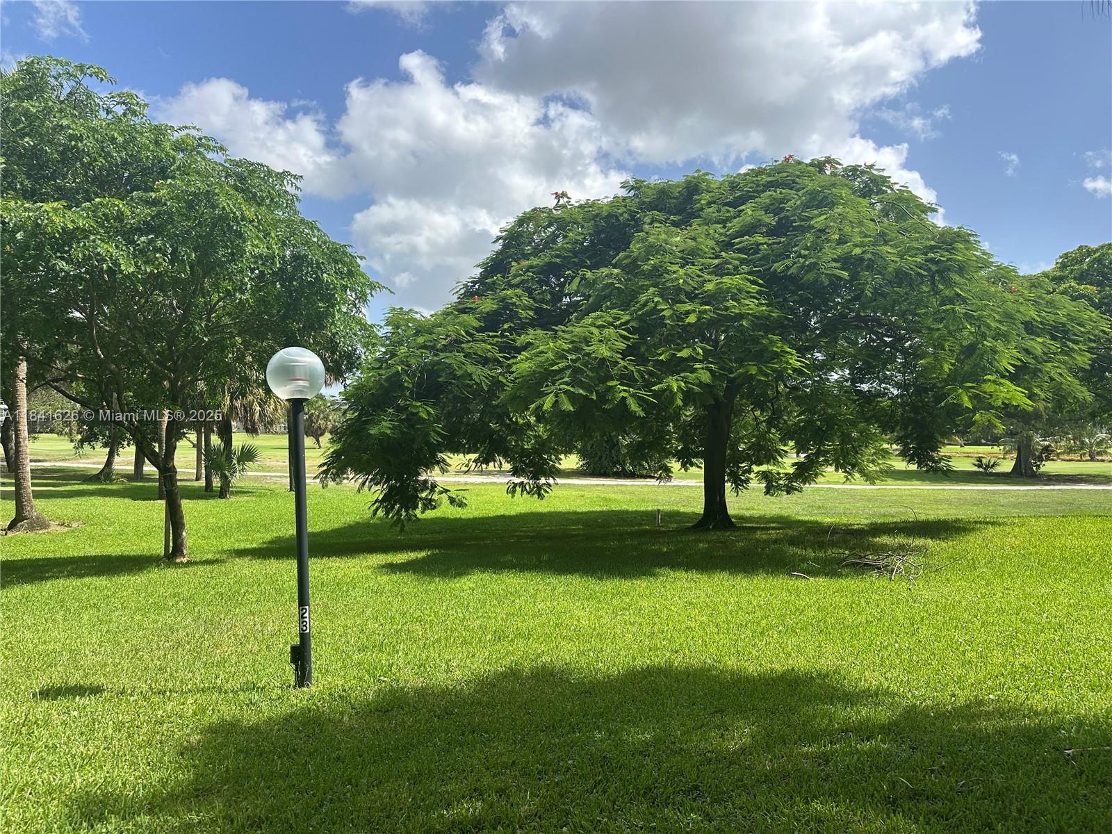 PALM-AIRE C C APTS 113 CO - Residential Lease