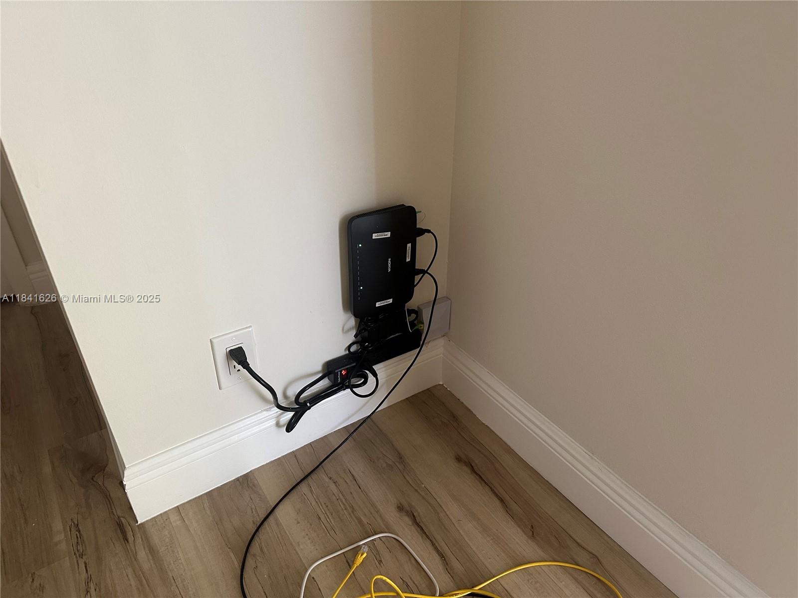 PALM-AIRE C C APTS 113 CO - Residential Lease