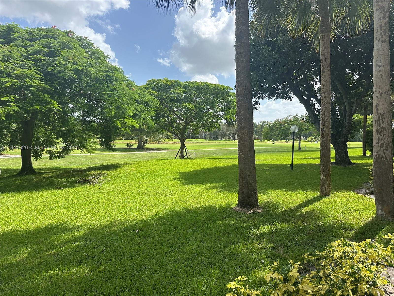 PALM-AIRE C C APTS 113 CO - Residential Lease