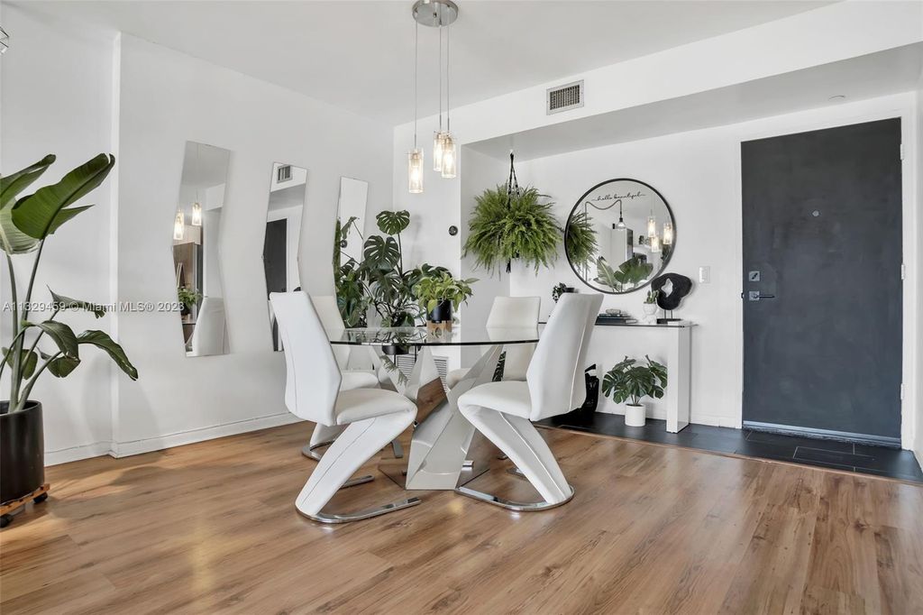 Photo of 4200 Hillcrest Dr #906, Hollywood, FL 33021 (MLS # A11329459)