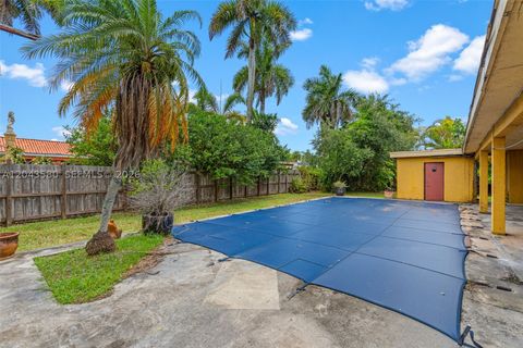 Tiny photo for 15979 SW 288th St, Homestead, FL 33033 (MLS # A12043580)