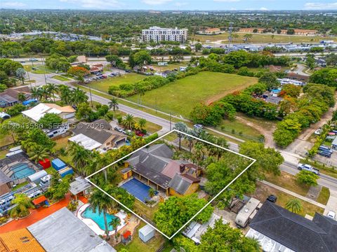 Tiny photo for 15979 SW 288th St, Homestead, FL 33033 (MLS # A12043580)