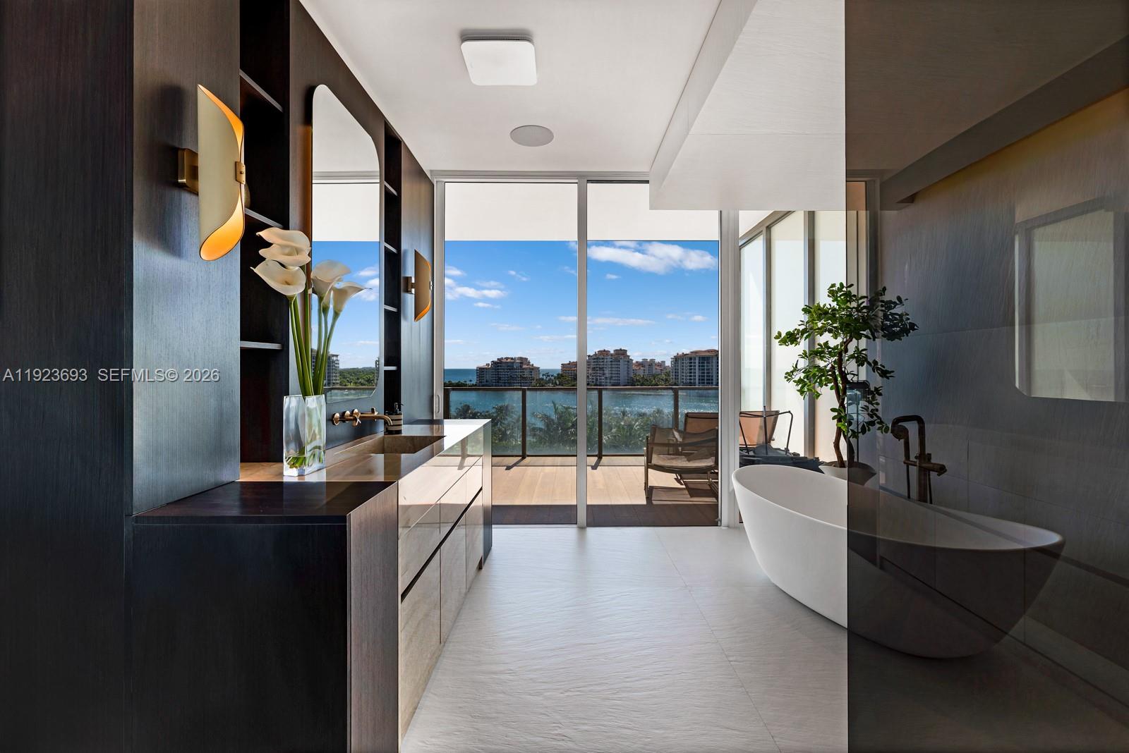 APOGEE CONDO - Residential