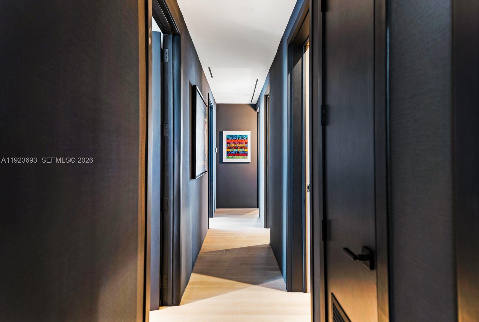 APOGEE CONDO - Residential