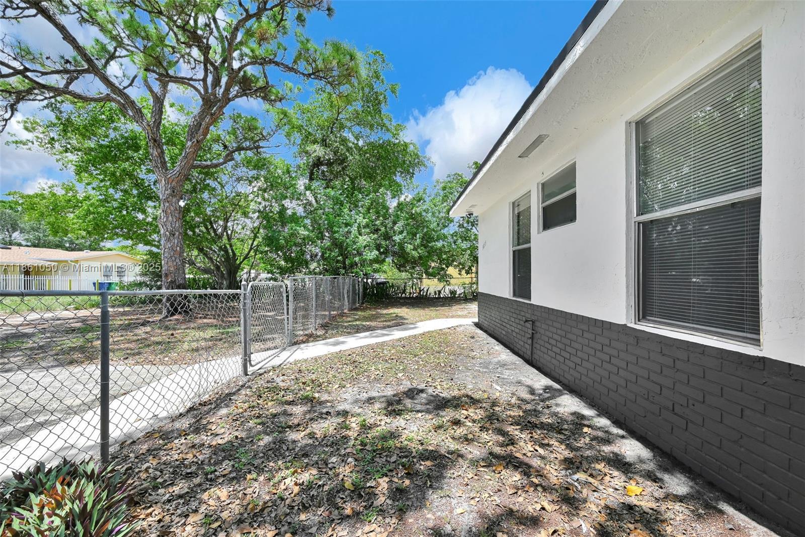 3833 NW 213th Ter