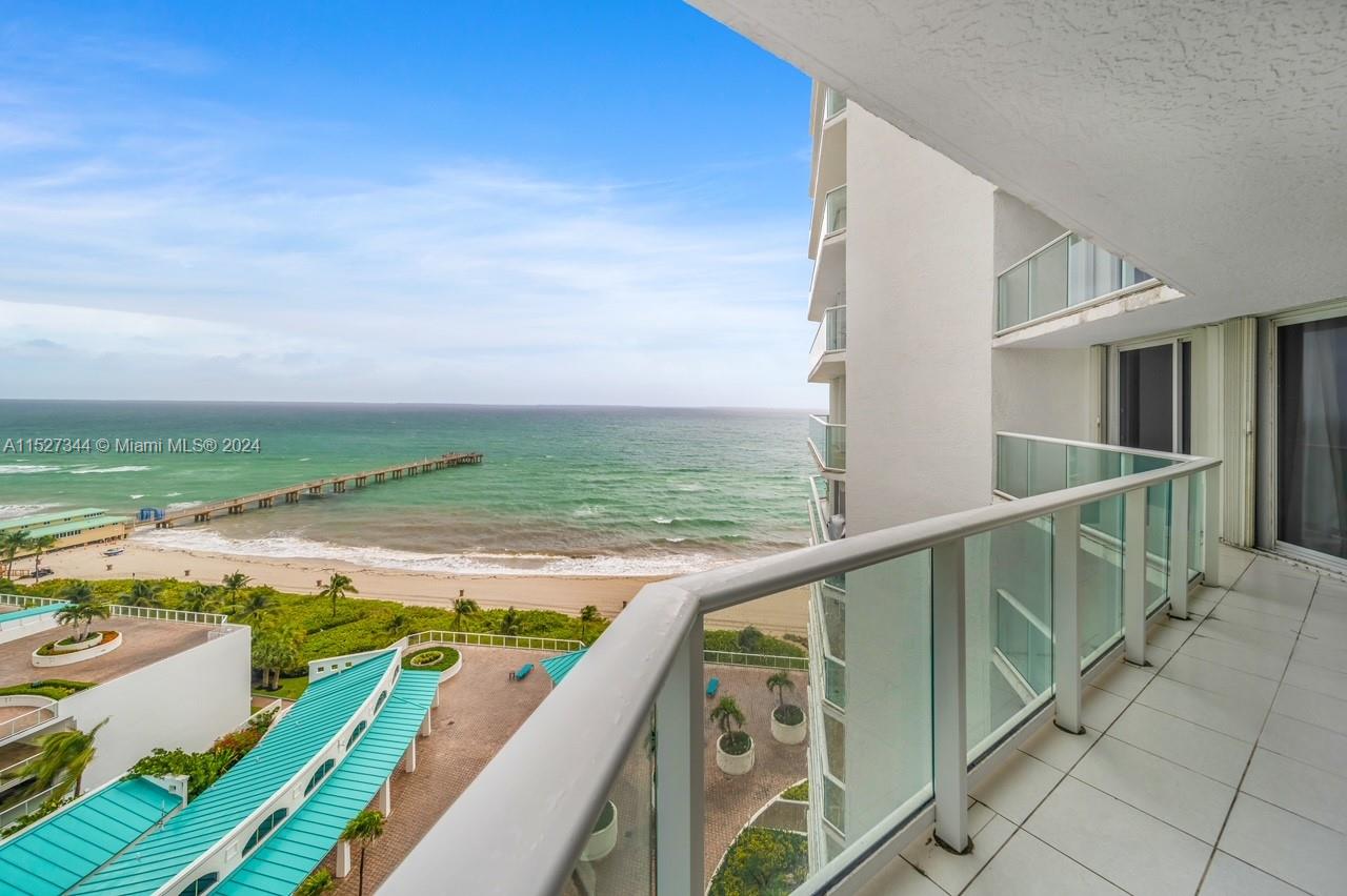 Property for Sale at 16445 Collins Ave 1225, Sunny Isles Beach, Miami-Dade County, Florida - Bedrooms: 2 
Bathrooms: 2  - $920,000