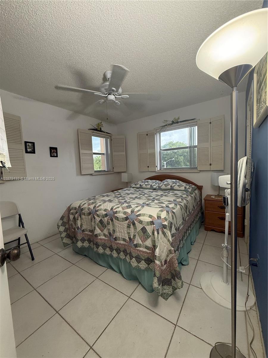 SUNRISE LAKES 78 CONDO - Residential