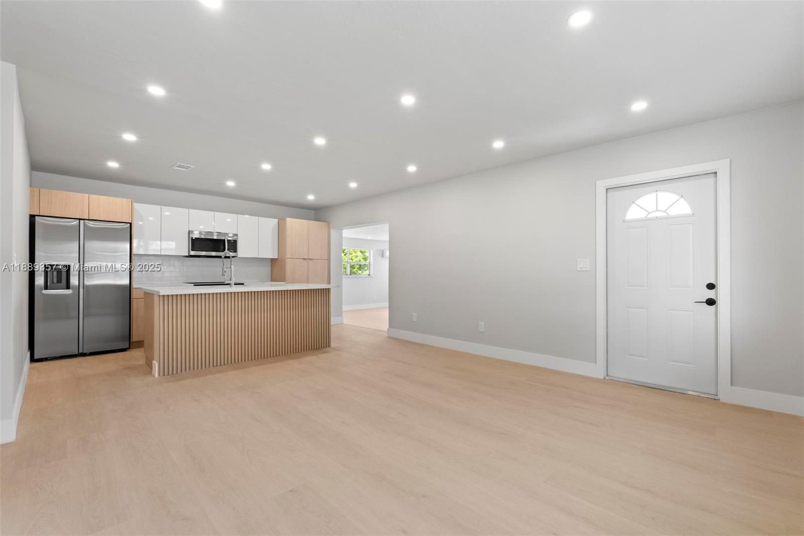 CAROL CITY GARDENS - Residential