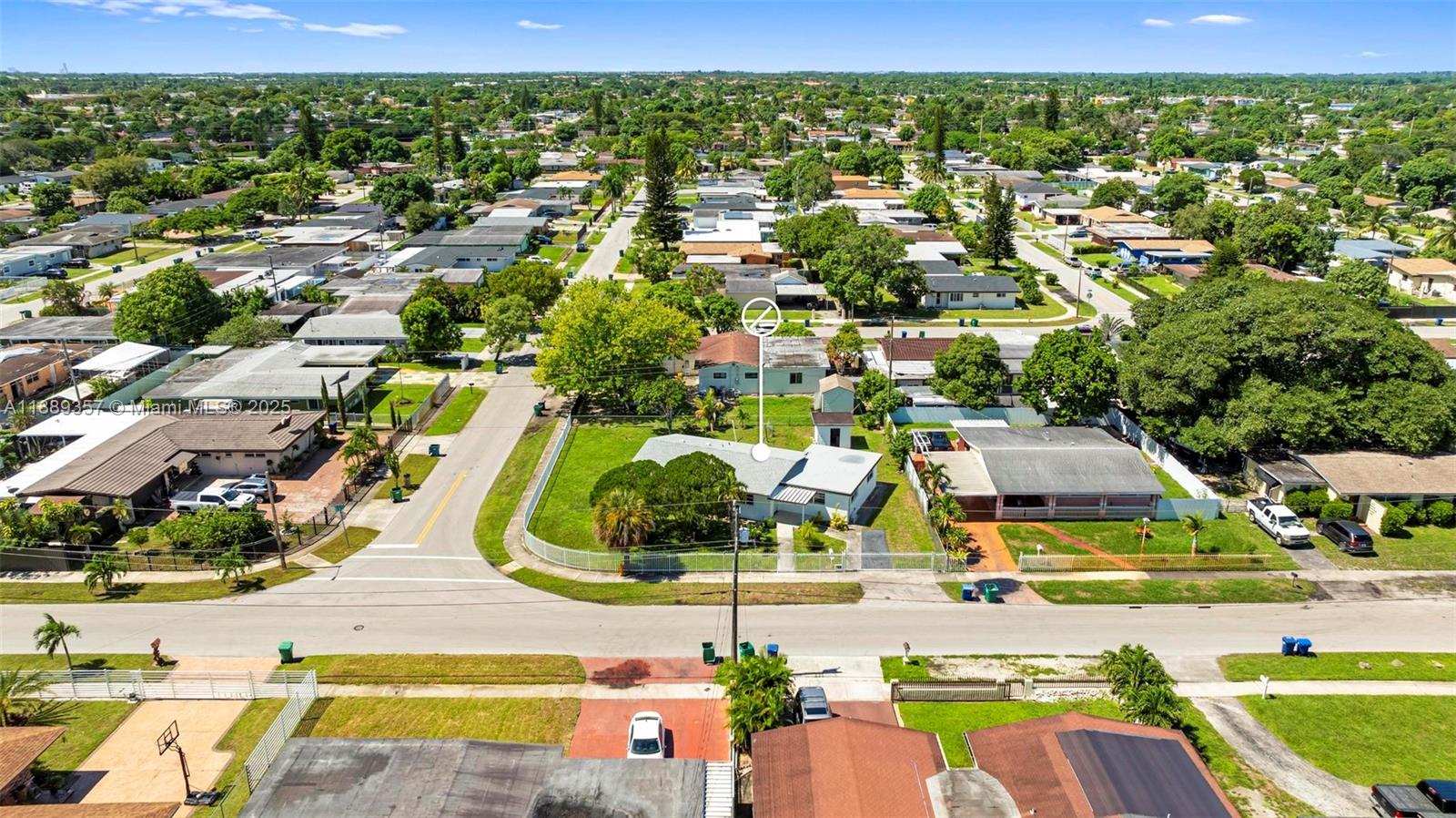 CAROL CITY GARDENS - Residential