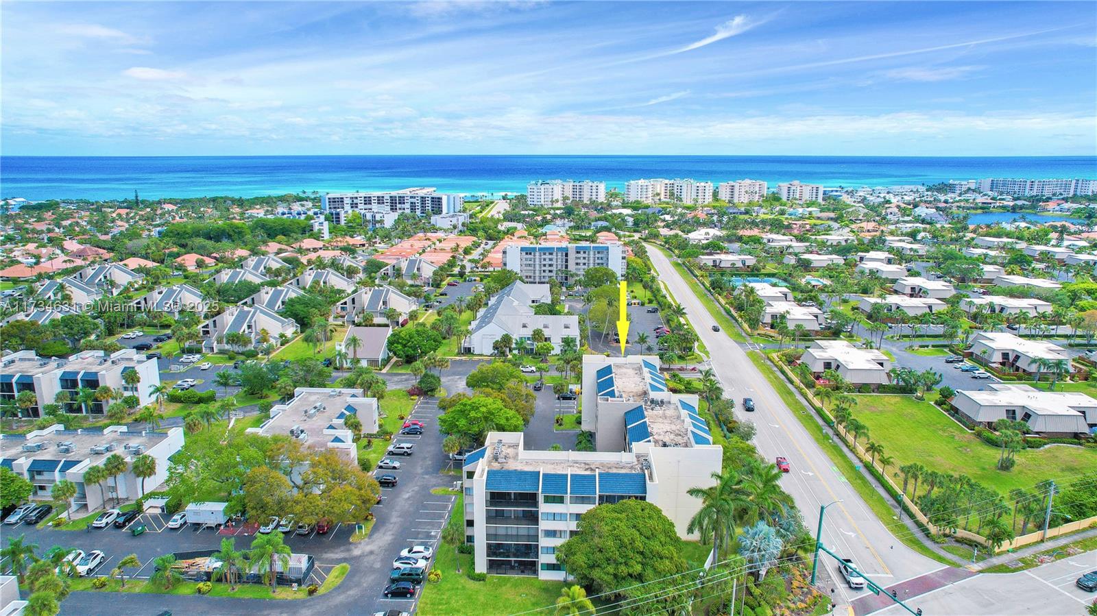 JUPITER OCEAN AND RACQUET - Residential