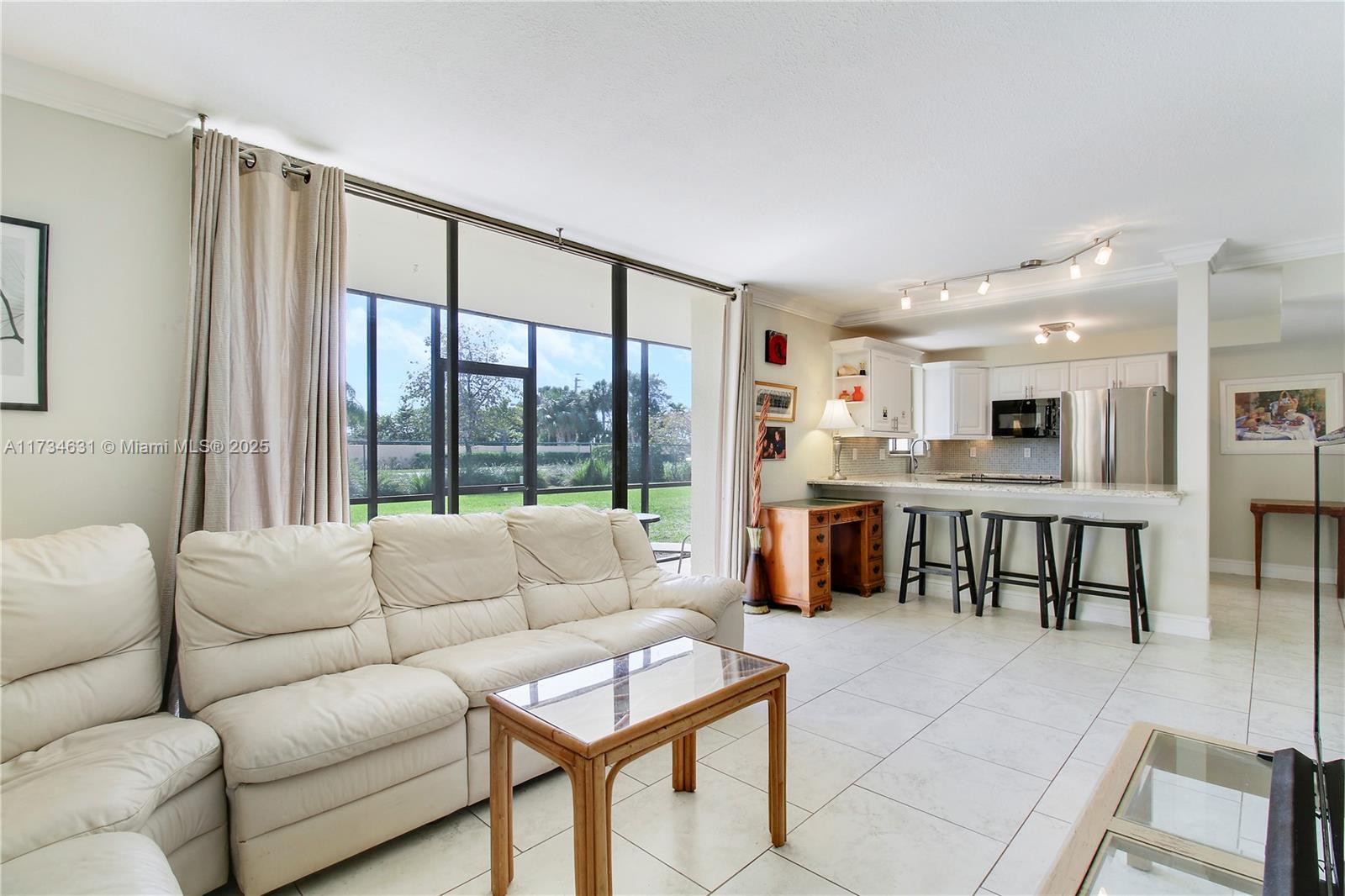 JUPITER OCEAN AND RACQUET - Residential