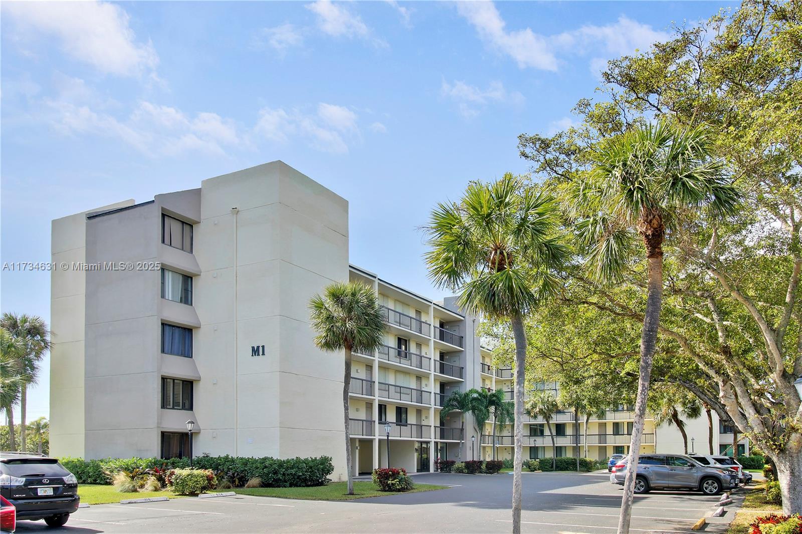 JUPITER OCEAN AND RACQUET - Residential
