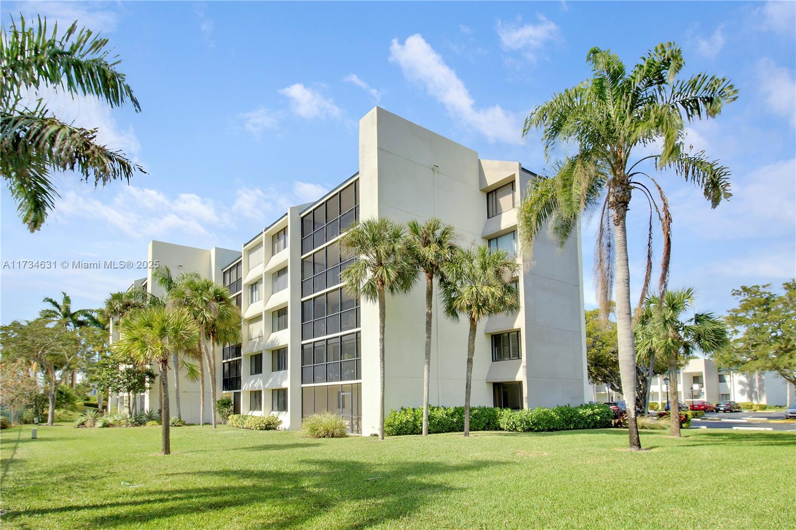 JUPITER OCEAN AND RACQUET - Residential