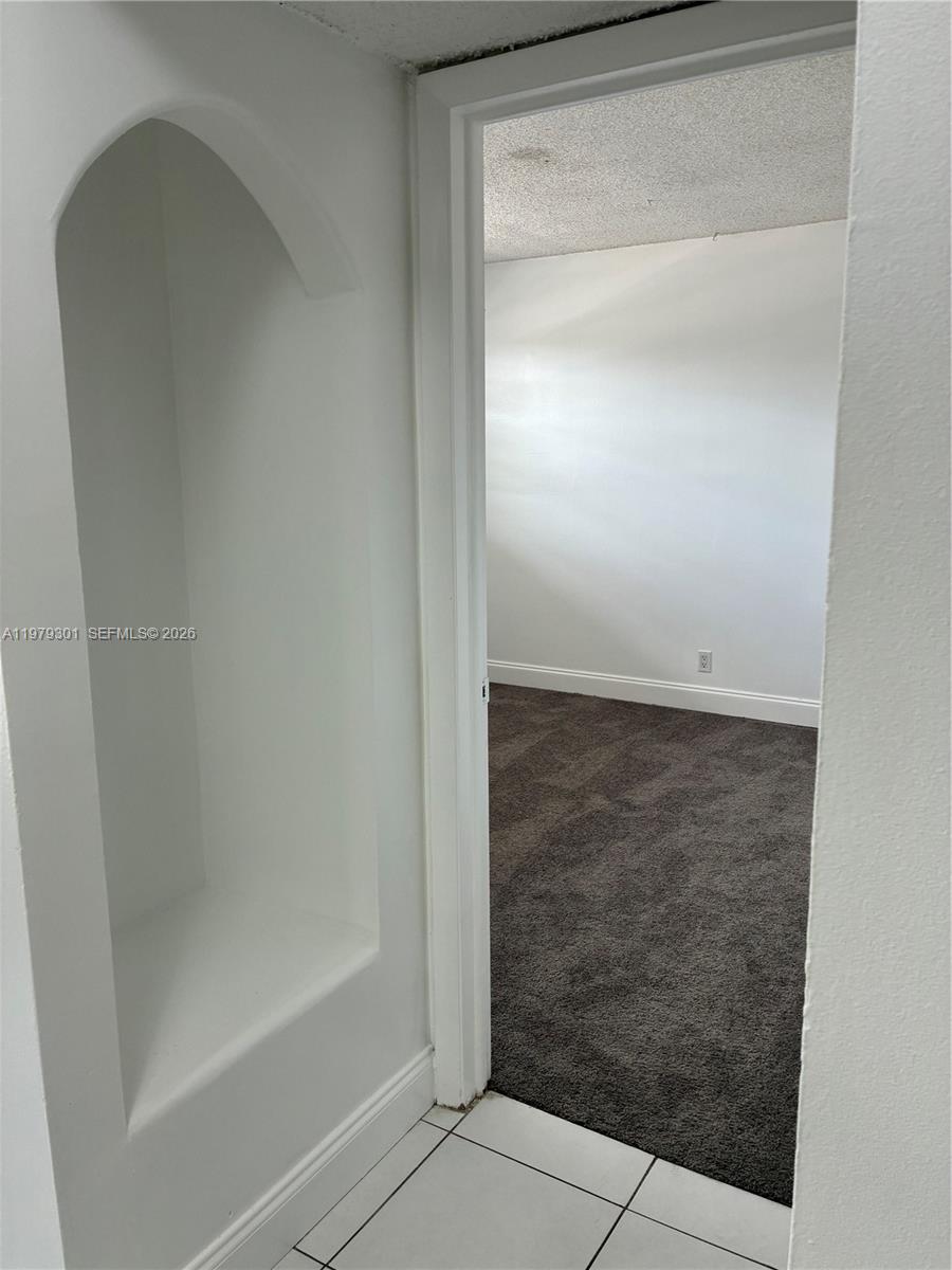 APPLEGREEN CONDO APTS 1 - Residential